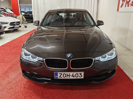 BMW 330 vaihtoauto