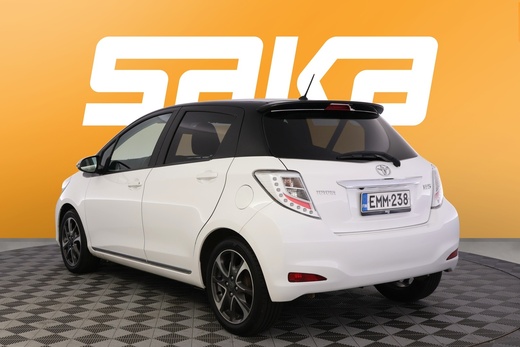 Toyota Yaris vaihtoauto