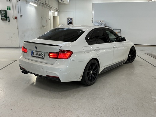 BMW 320 vaihtoauto