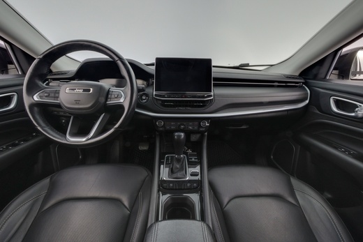 Jeep Compass vaihtoauto