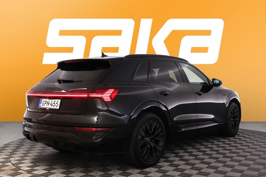 Audi Q8 e-tron vaihtoauto