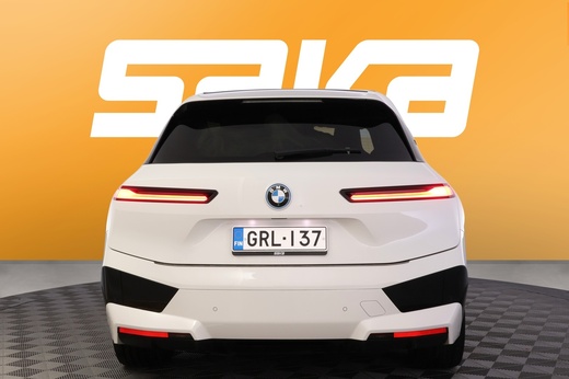 BMW iX vaihtoauto