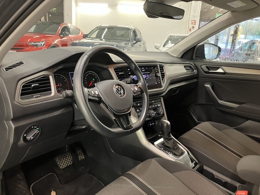 Volkswagen T-Roc vaihtoauto