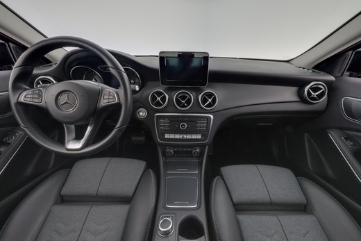 Mercedes-Benz GLA vaihtoauto