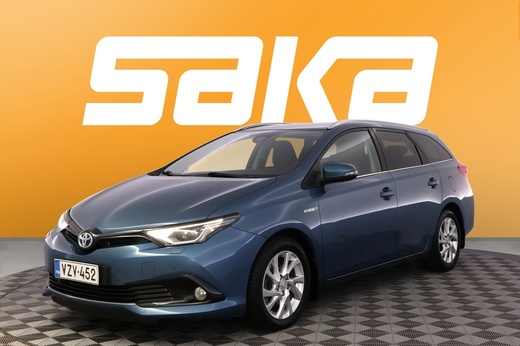 Toyota Auris vaihtoauto