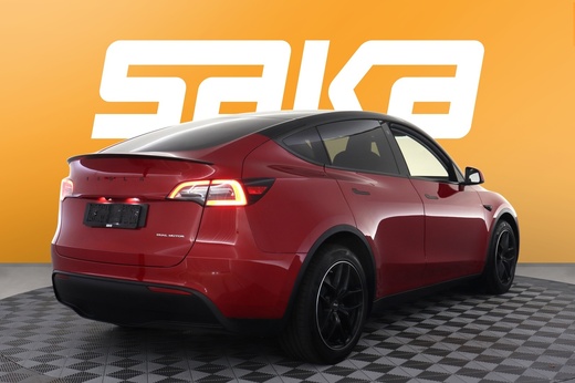 Tesla Model Y vaihtoauto