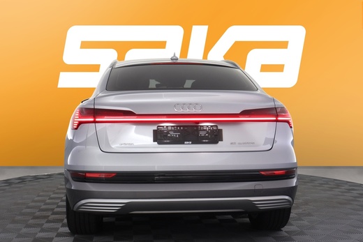 Audi e-tron vaihtoauto