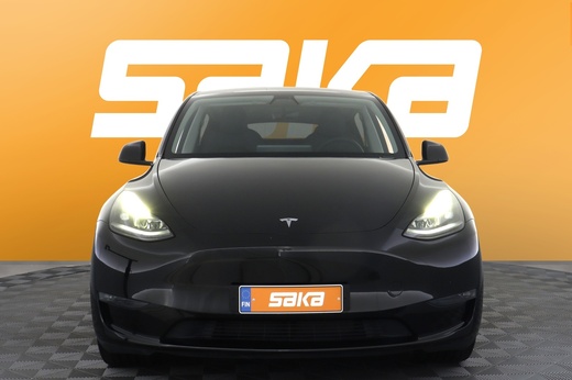 Tesla Model Y vaihtoauto