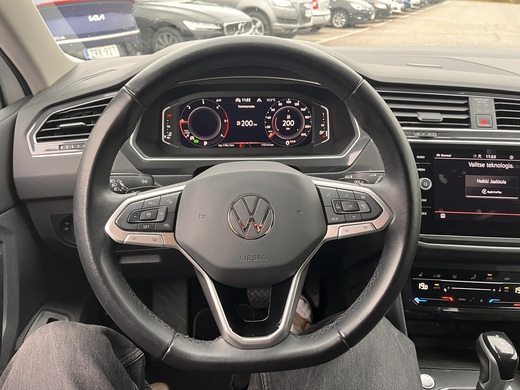 Volkswagen Tiguan vaihtoauto