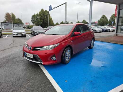 Toyota Auris vaihtoauto