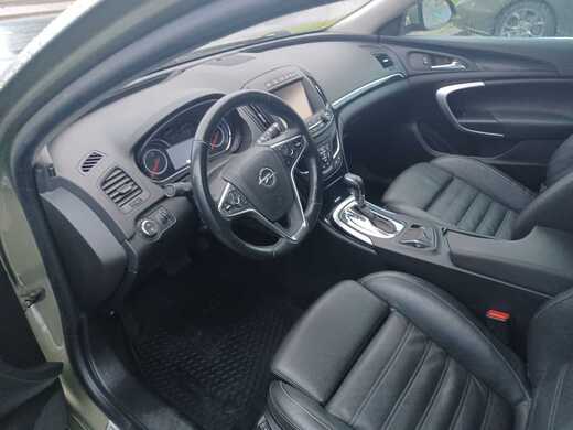 Opel Insignia vaihtoauto