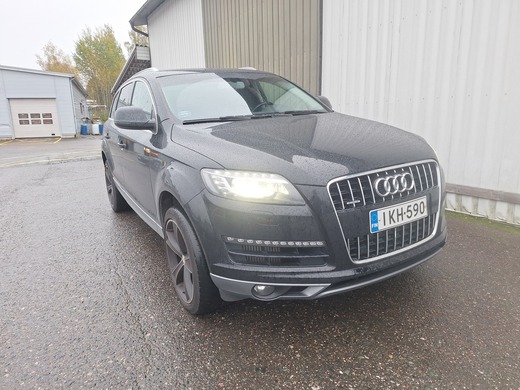 Audi Q7 vaihtoauto