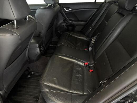 Honda Accord vaihtoauto