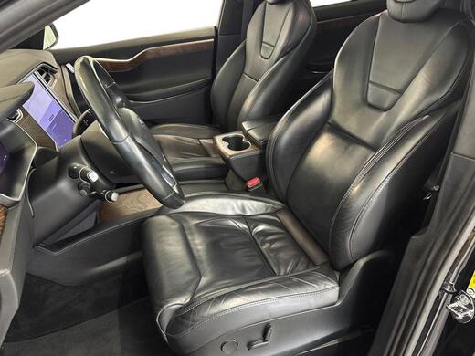 Tesla Model X vaihtoauto