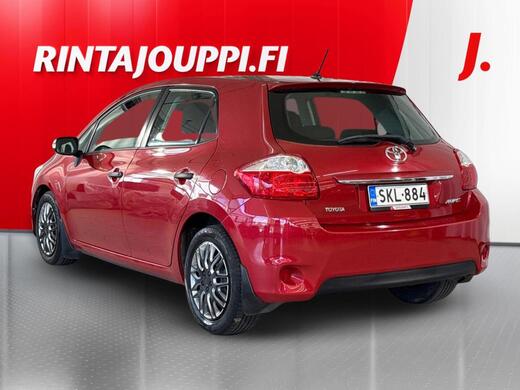 Toyota Auris vaihtoauto