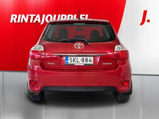 Toyota Auris vaihtoauto