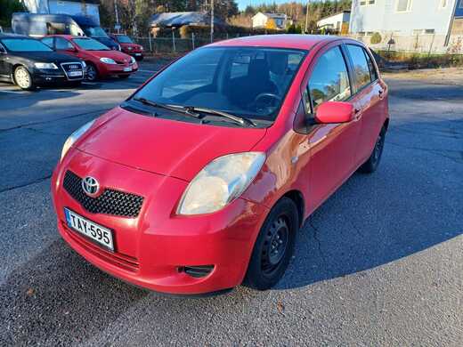 Toyota Yaris vaihtoauto