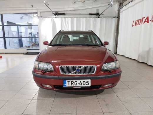 Volvo V70 vaihtoauto