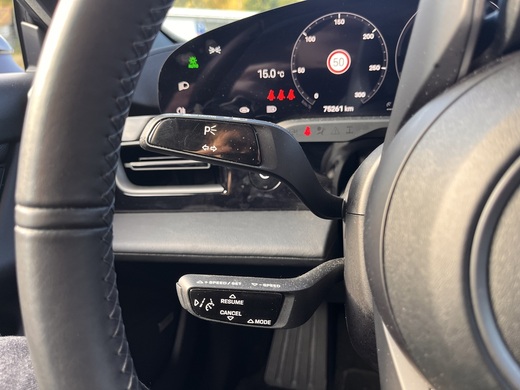 Porsche Taycan vaihtoauto