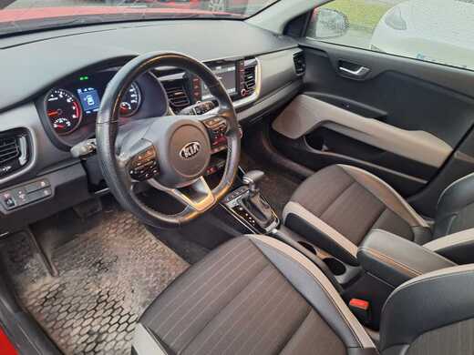 Kia Stonic vaihtoauto
