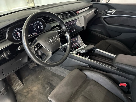 Audi e-tron vaihtoauto