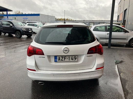 Opel Astra vaihtoauto