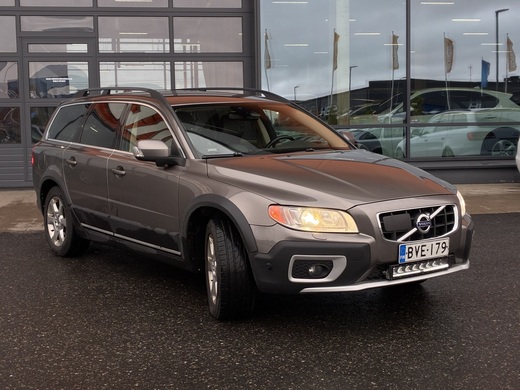 Volvo XC70 vaihtoauto