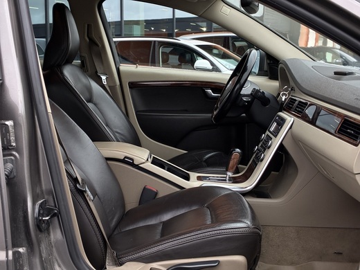 Volvo XC70 vaihtoauto