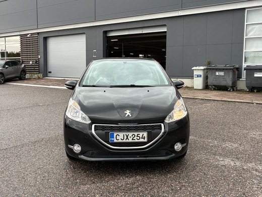 Peugeot 208 vaihtoauto