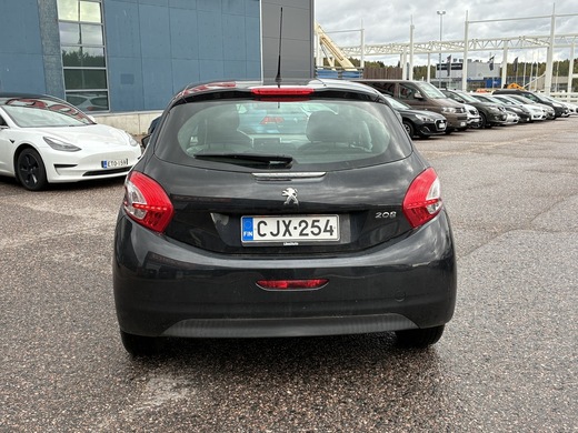 Peugeot 208 vaihtoauto