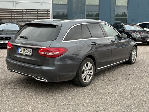 Mercedes-Benz C vaihtoauto