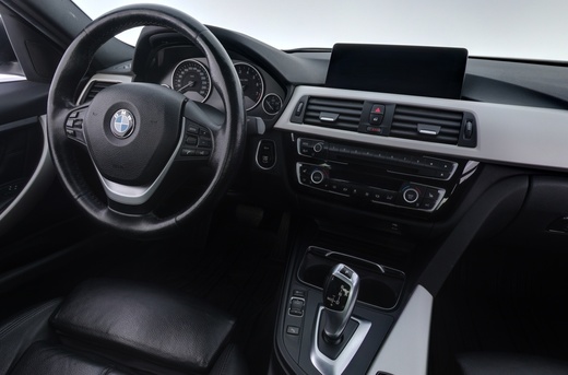 BMW 320 vaihtoauto