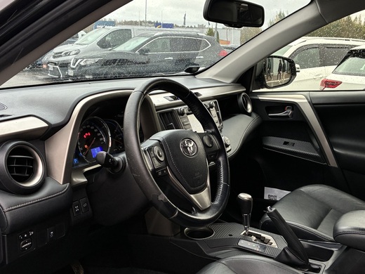 Toyota RAV4 vaihtoauto