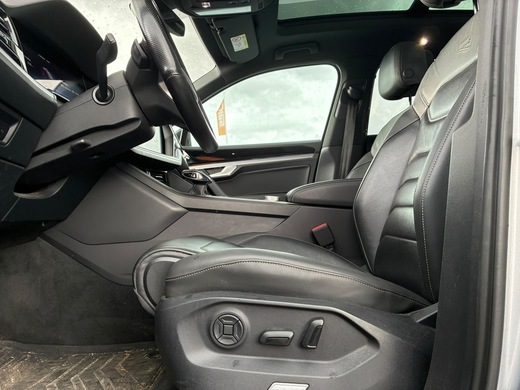 Volkswagen Touareg vaihtoauto