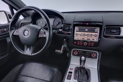 Volkswagen Touareg vaihtoauto