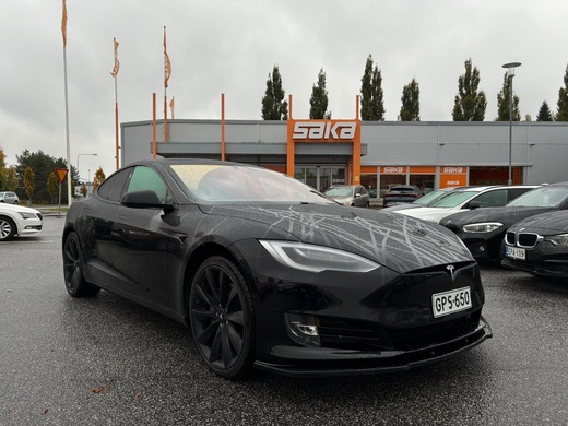 Tesla Model S vaihtoauto
