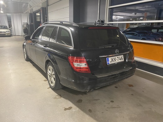 Mercedes-Benz C vaihtoauto
