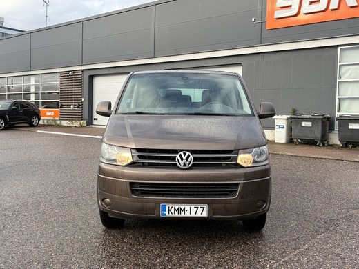 Volkswagen Caravelle vaihtoauto