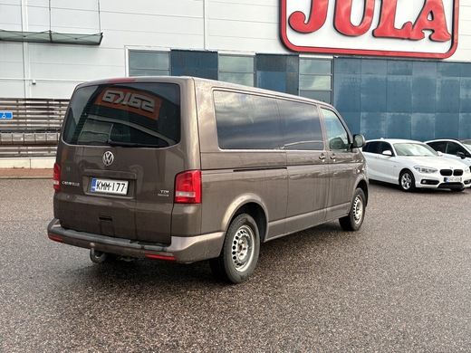 Volkswagen Caravelle vaihtoauto