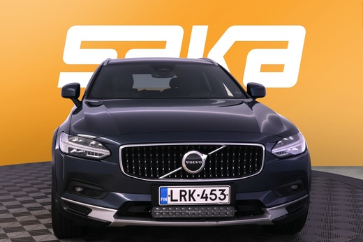 Volvo V90 Cross Country vaihtoauto