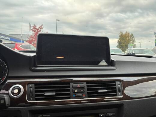 BMW 318 vaihtoauto