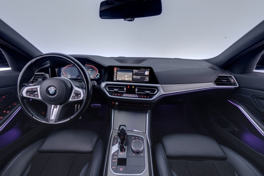 BMW 330 vaihtoauto