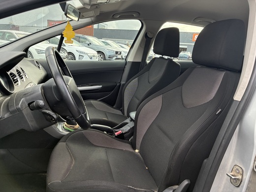 Peugeot 308 vaihtoauto