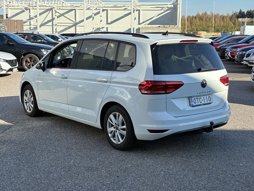 Volkswagen Touran vaihtoauto