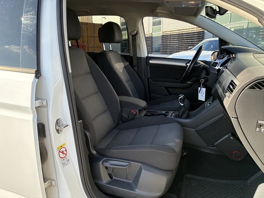 Volkswagen Touran vaihtoauto