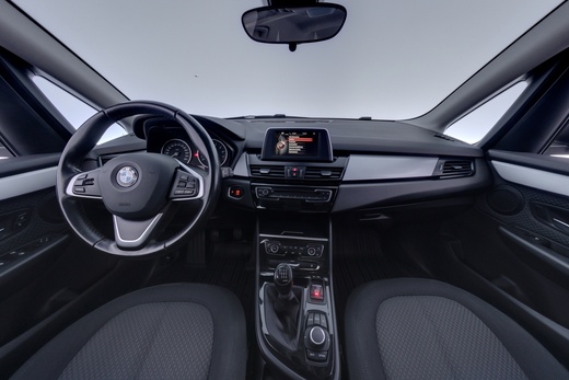 BMW 218 vaihtoauto