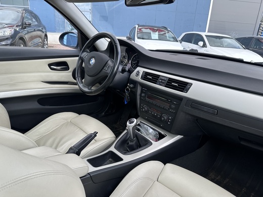 BMW 325 vaihtoauto