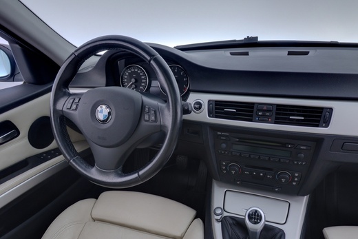 BMW 325 vaihtoauto