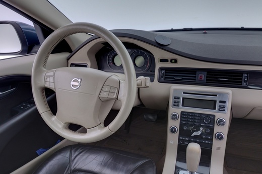 Volvo XC70 vaihtoauto
