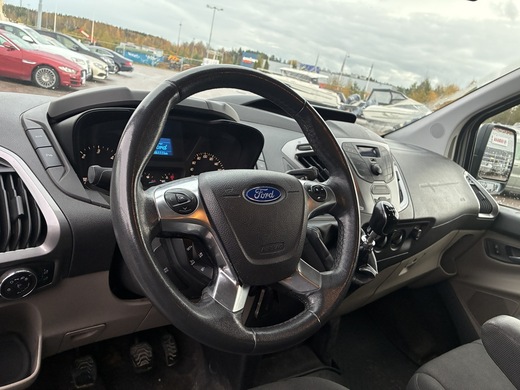 Ford Tourneo vaihtoauto